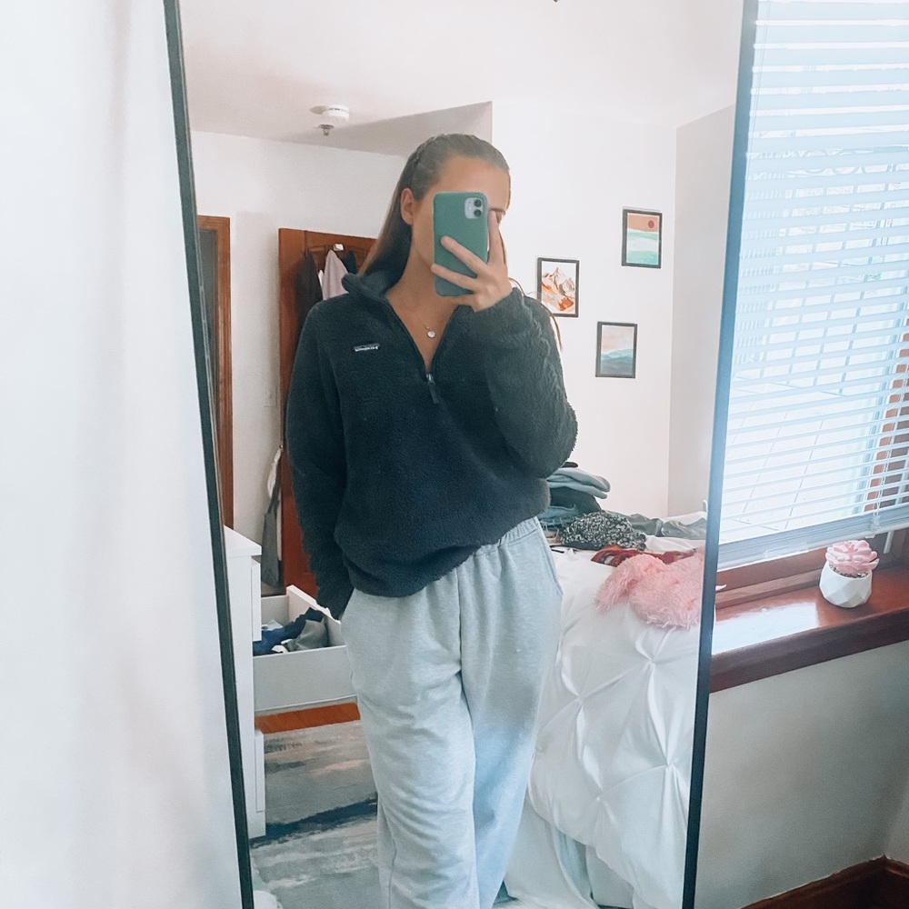 COPY - Patagonia Sweater